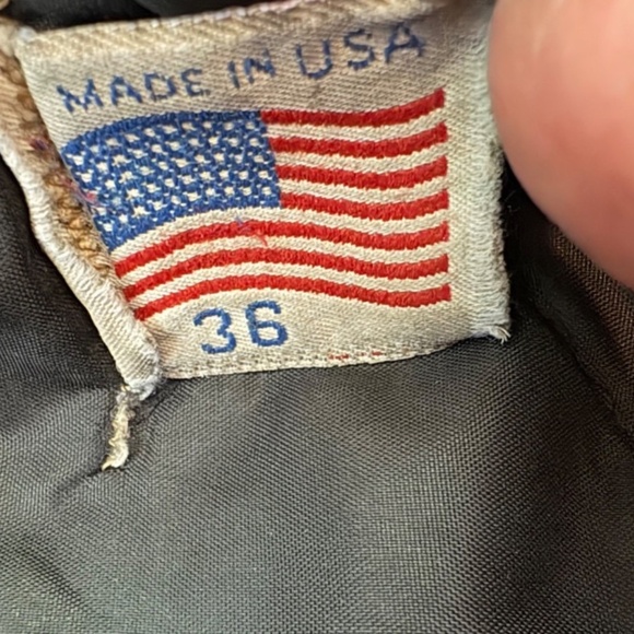 Distress Leather Motorcycle Jacket and Gloves - Picture 9 of 11